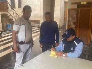 Dilencilerin Taktiğini Gören Zabıtalar Bile Şaşırdı