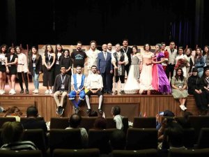 Moliere’in ‘Cimri’si Hasan Kalyoncu Üniversitesi’nde Sahnelendi