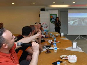 Ankara’daki İ̇stasyon Caddesi’nin Geleceği Bölge Esnafı İle Belirlenecek