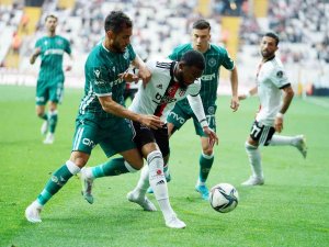 Spor Toto Süper Lig: Beşiktaş: 0 - Konyaspor: 0 (Maç Devam Ediyor)