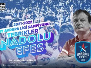 Siyasilerden Avrupa Şampiyonu Olan Anadolu Efes’e Tebrik Mesajı