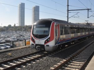 Bakan Karaismailoğlu: “İ̇stanbullular Marmaray’ı Sevdi, 700 Milyon Kişi Marmaray İle Seyahat Etti”