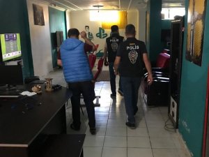 Siirt’te ’Yasa Dışı Bahis Ve Siber Denetim’ Uygulaması Gerçekleşti