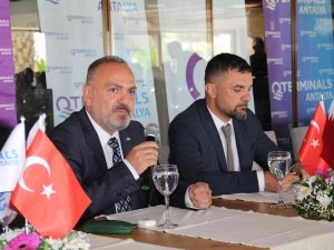 Bai̇b Başkanı Çavuşoğlu:" İ̇hracatçılar Antalya Limanı’nı Aktif Olarak Kullanamıyor"
