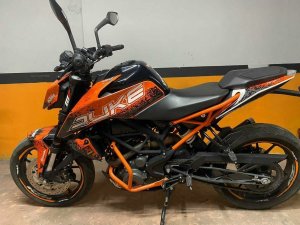 İ̇stanbul’da Motosiklet Hırsızlığı Kamerada