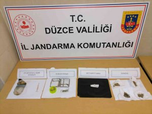 Jandarmadan Uyuşturucu Kullanımına Ve Bulundurmaya Geçit Yok