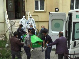 Yaşlı Adam Evinde Ölü Olarak Bulundu