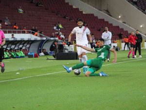 Spor Toto Süper Lig: Hatayspor: 4 - Giresunspor: 1 (Maç Sonucu)