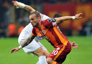 Galatasaray adım adım şampiyonluğa koşuyor !