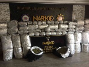 Uyuşturucu Deposuna Baskın: 250 Kiloya Yakın Hint Keneviri Ele Geçirildi