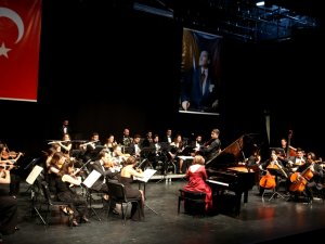 Nilüfer Oda Orkestrası’ndan Muhteşem Konser