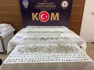 İ̇stanbul’da Tarihi Eser Kaçakçılığı Operasyonu: 12 Bin 267 Eser Ele Geçirildi