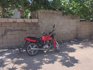 Park Halindeki Motosiklet Çalındı