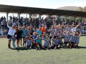Altay Kadın Futbol Takımı, Süper Lig’de Kaldı