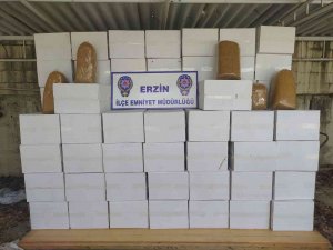 Hatay’da Kaçak Makaron Ve Tütün Operasyonu