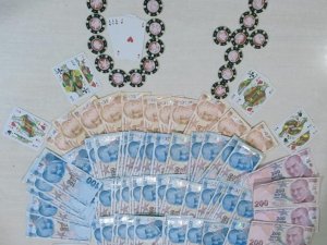 Antalya’da Ruhsatsız İş Yerine Kumar Operasyonu