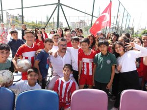 07’den 77’ye Antalyaspor Projesi Devam Ediyor