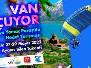 Van Gölü Kıyılarında Yamaç Paraşüt Yarışması