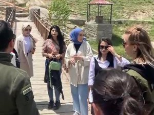 Van Polisi ‘İnci Kefali’ İçin Bilgilendirmede Bulundu