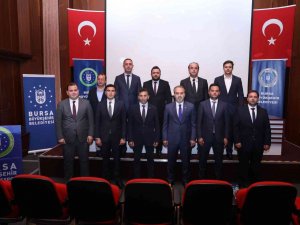 Bursa Büyükşehir Belediyespor Kulübü’nde Gökhan Dinçer Güven Tazeledi
