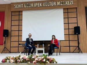 Nevü’de ’’Ne Kadar Sanal, Ne Kadar Gerçek’’ Üzerine Söyleşi Gerçekleştirildi