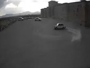 Tarihi Hanın Önündeki Drift 9 Bin 125 Liraya Maloldu