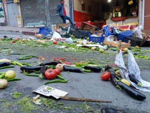 Samsun’da Manavda Silahlı Çatışma: 3’ü Ağır 5 Yaralı