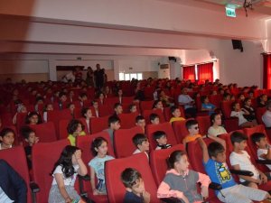 Köyceğizli Öğrenciler “Tinga Ve Dedektifler” Oyununu İzledi