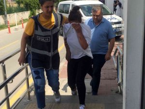 Dayakçı Kocasını Keser Sapıyla Dövüp, Bıçakladı