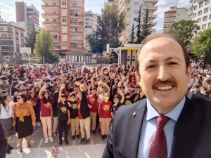 Vali Pehlivan, Öğretmen Ve Öğrencilerle Buluştu