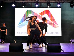 19 Mayıs Etkinlikleri ‘Dans Show’ İle Noktalandı