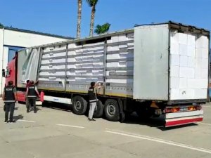 Mersin’de 18 Milyon Makaron Ele Geçirildi