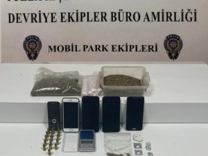 Pendik Ve Tuzla’da Uyuşturucu Satan Şüpheliler, ‘Zula Evi’nde Yakalandı