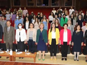 ’’Geçmişten Günümüze Hemşirelikte Değerler’’ Sempozyumu