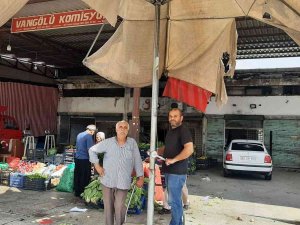 ’Şemsiye İle Uçan Adam’ Uzay Yolculuğuna Aday