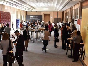 İ̇k Dünyasının Zirve Etkinliği ‘Chro Summit 2022’ Başladı