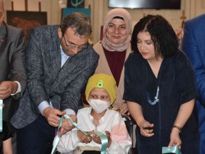 Pendik’te Lösemili Çocuklardan Anlamlı Sergi