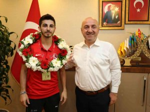 Dares, Milli Takıma Sporcu Yetiştiriyor