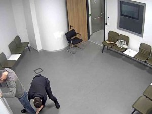 Fetö’den Aranan Şüpheli, Sahte Pasaportla Türkiye’ye Girmek İsterken Yakalandı