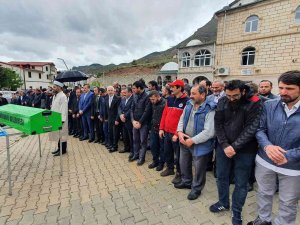 Kalp Krizi Sonucu Vefat Eden Memur-sen İ̇l Temsilcisi Harun Şeker Son Yolculuğuna Uğurlandı