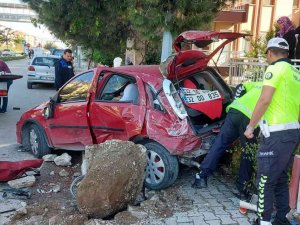 Otomobil, Park Halindeki Otomobilin Üzerine Uçtu