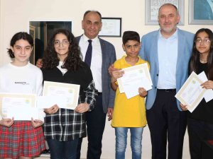 Çınarcık Belediye Başkanı Başkan Soyer, Başarılı Öğrencilerle Buluştu