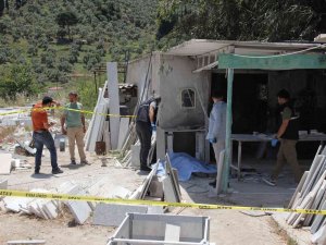 Kafasına Spiral Bıçağı Saplanan Emekli Polis Hayatını Kaybetti