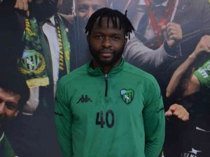Kocaelispor’da Omolo İle Yollar Ayrıldı