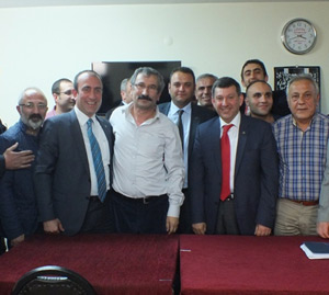 Burası Bizim Evimiz Dertleşmeye Geldik