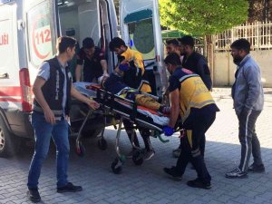 Otomobilin Çarptığı Çocuk Yaralandı
