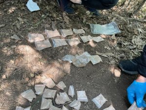 Otoyol Kenarında Uyuşturucu Satışına Polisten Suçüstü