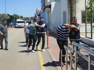 Kadın Kılığına Girip Kızının Sevgilisine Randevu Veren Baba Öldürüldü