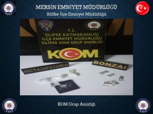 Mersin’de Uyuşturucu Satıcılarına Operasyon: 5 Tutuklama