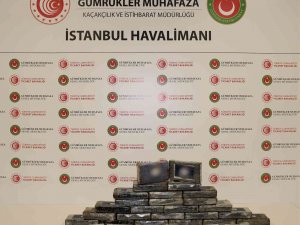 İ̇stanbul Havalimanı’nda Kilolarca Kokain Ele Geçirildi
